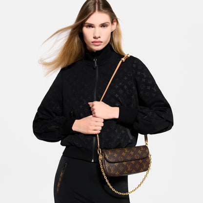 Louis Vuitton Ivy Wallet On Chain Bag